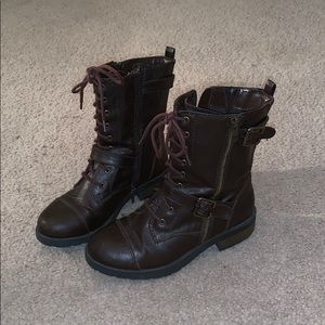 Brown Low Boots